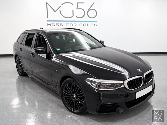 BMW 540i xDrive Touring G31 M Sport Harman/Kardon Black Sapphire Metallic - BMW