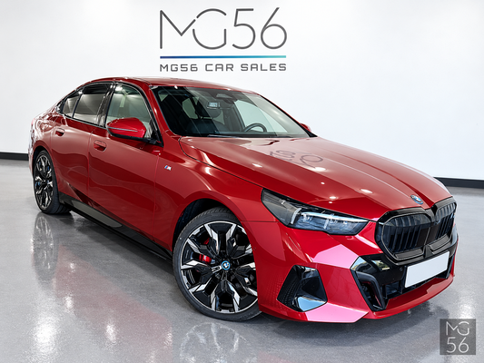 BMW i5 xDrive40 G60 M Sport Pro Bowers & Wilkins AWD Fire Red Metallic - BMW