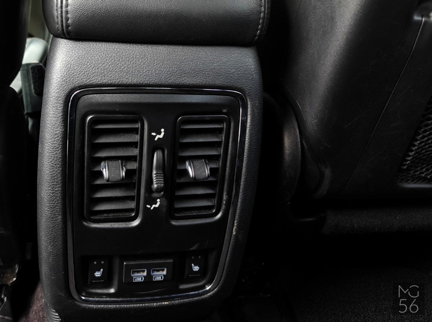 Jeep Grand Cherokee Overland Quadra-Drive II Alpine Diamond Black Crystal - Jeep
