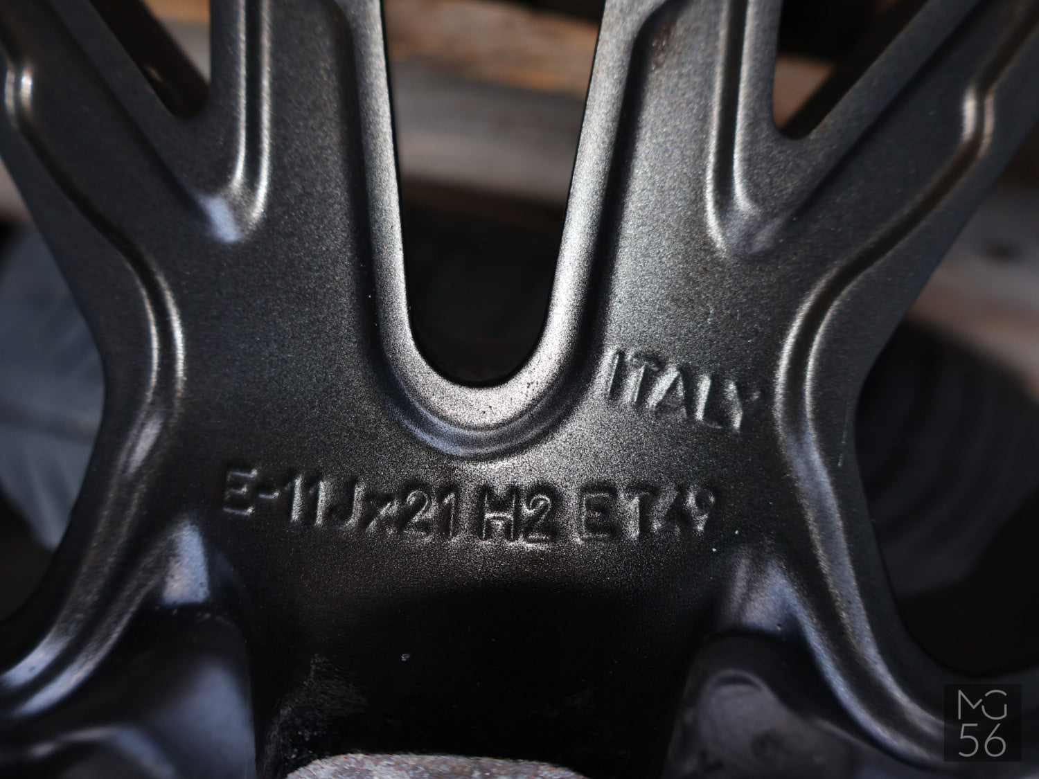 21’’ OEM Porsche R21