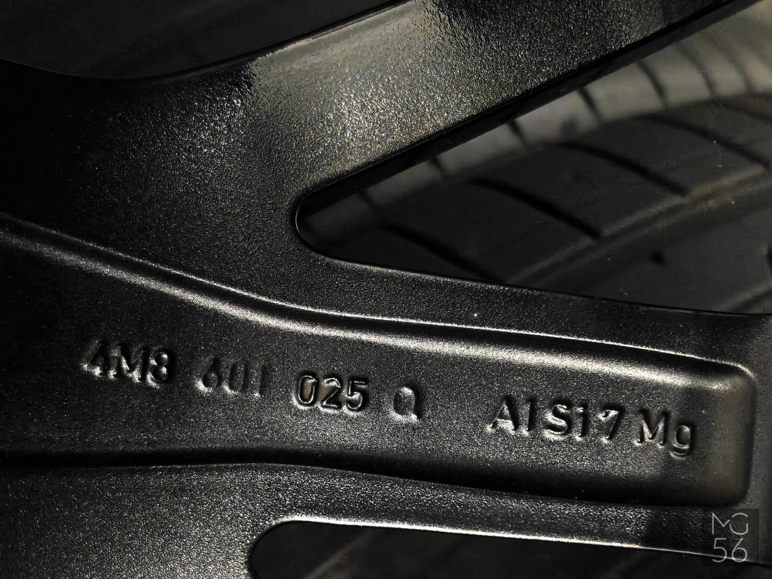 22’’ OEM Audi Q8 SQ8 RSQ8 - R22