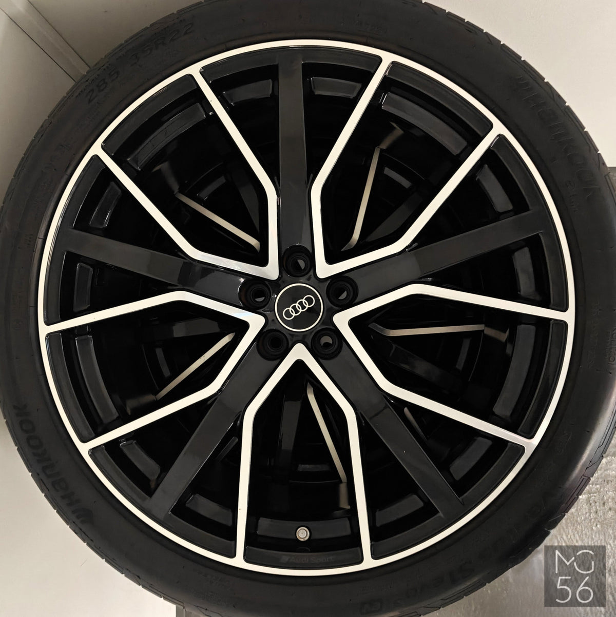 22’’ OEM Audi Q8 SQ8 RSQ8 - R22