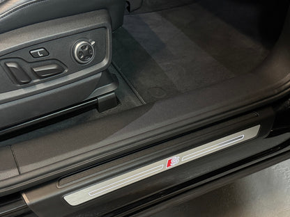 Audi Q5 50 TFSI E-Tron S-Line Quattro S-tronic Black