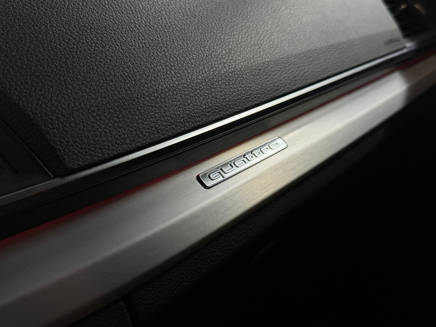 Audi Q5 50 TFSI E-Tron S-Line Quattro S-tronic Black