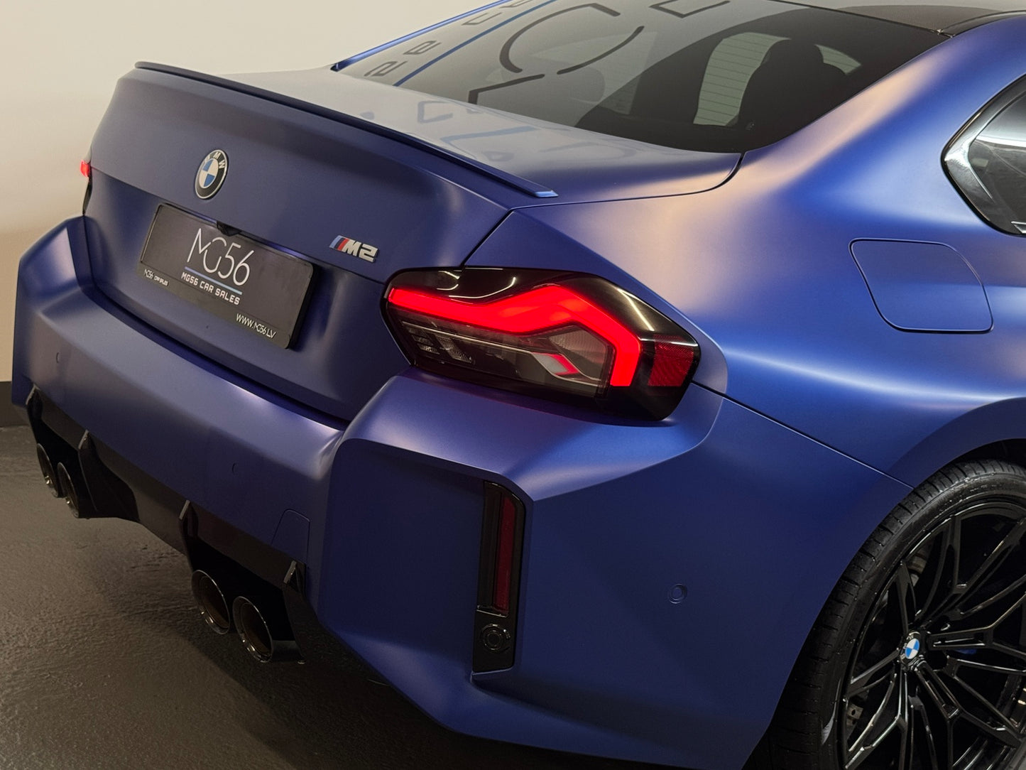 BMW M2 Coupe Individual Frozen Portimao Blau Metallic