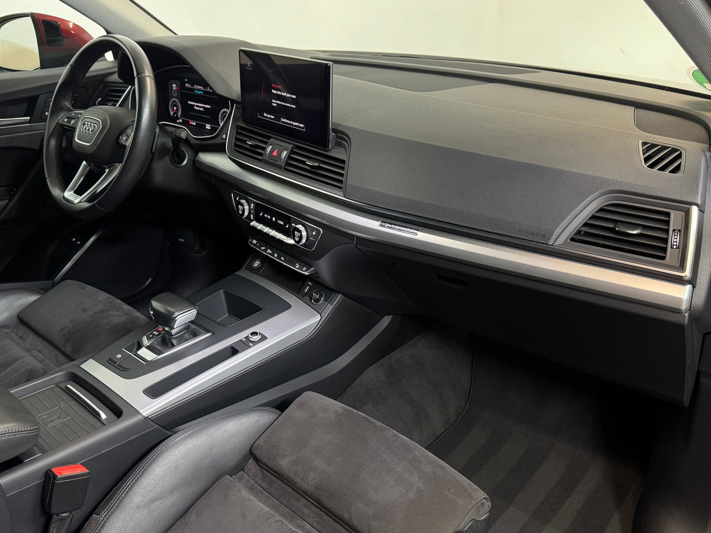 Audi Q5 50 TFSI E-Tron Facelift Quattro Matador Red Metallic