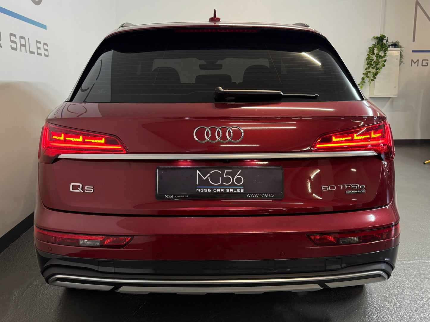 Audi Q5 50 TFSI E-Tron Facelift Quattro Matador Red Metallic