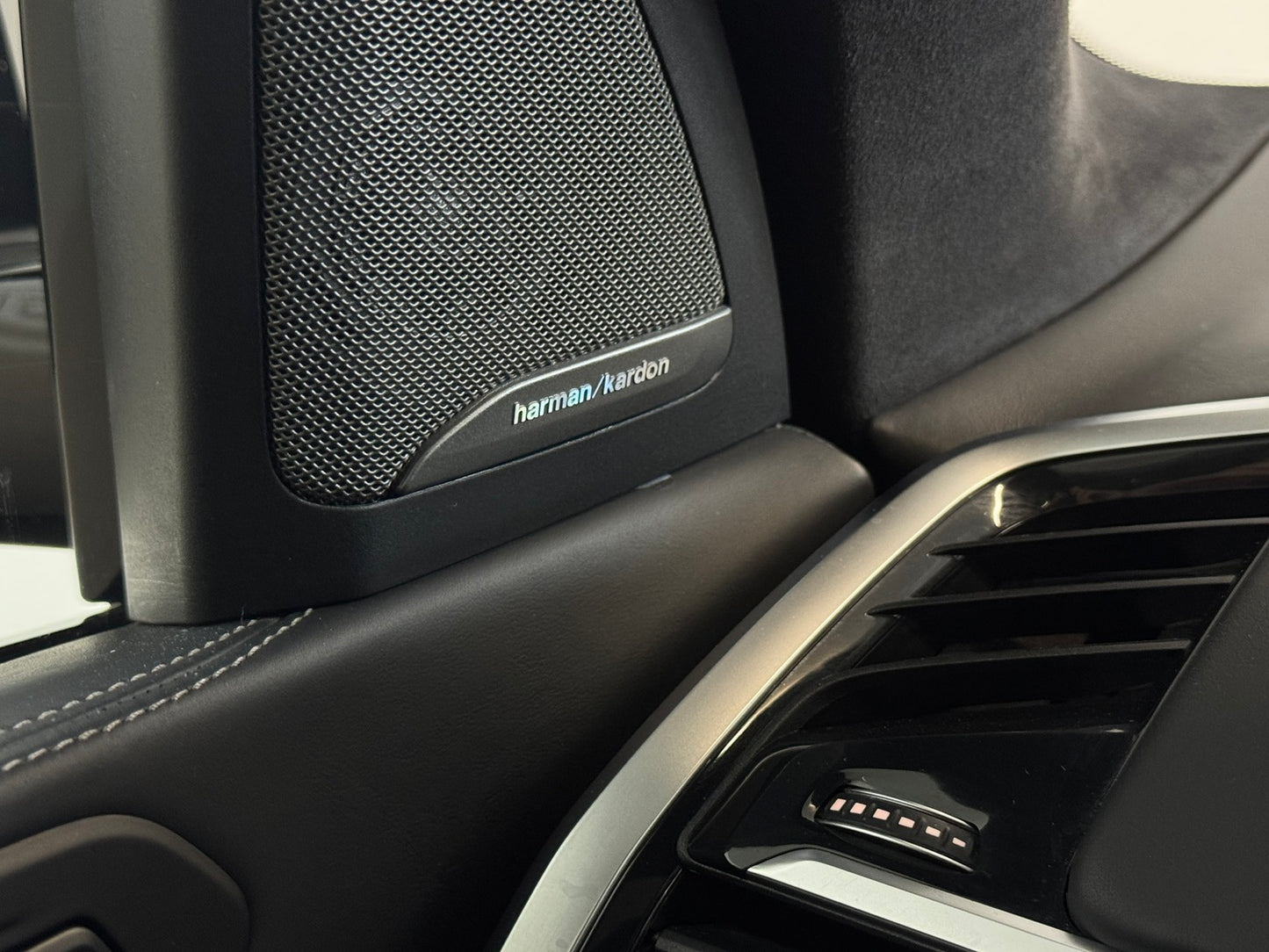 BMW X7 M-Sport Package 4.0i x-Drive