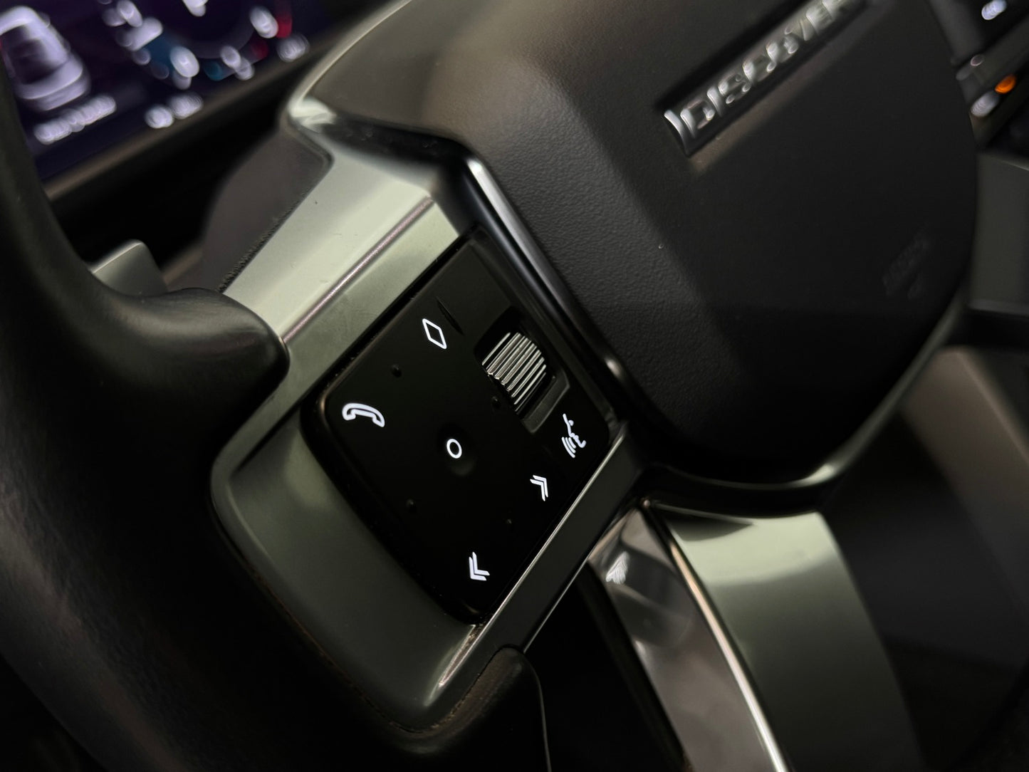 Land Rover Discovery 5 3.0D AWD Drive Select R-Dynamic