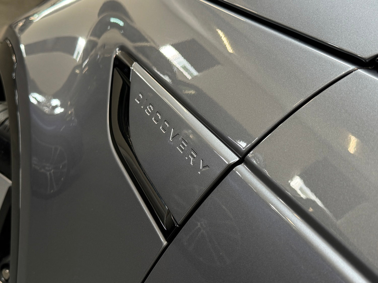 Land Rover Discovery 5 3.0D AWD Drive Select R-Dynamic