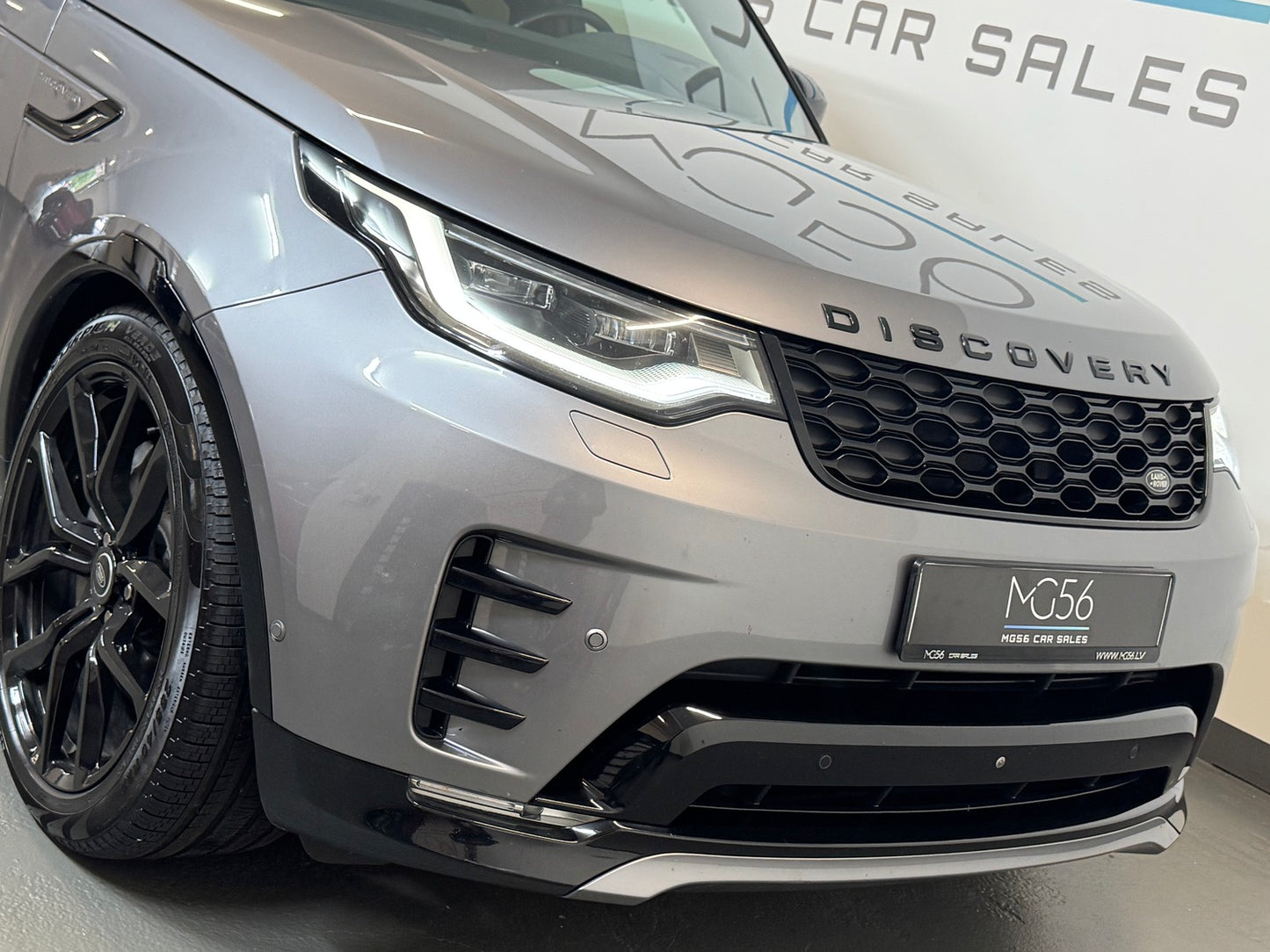 Land Rover Discovery 5 3.0D AWD Drive Select R-Dynamic