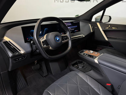 BMW iX 50 M-Sport Package x-Drive