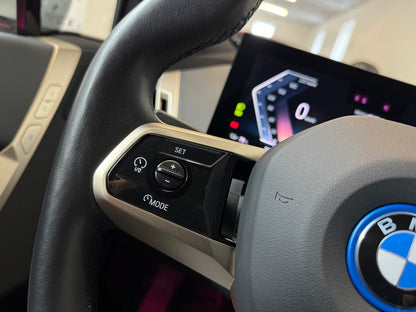 BMW iX 50 M-Sport Package x-Drive