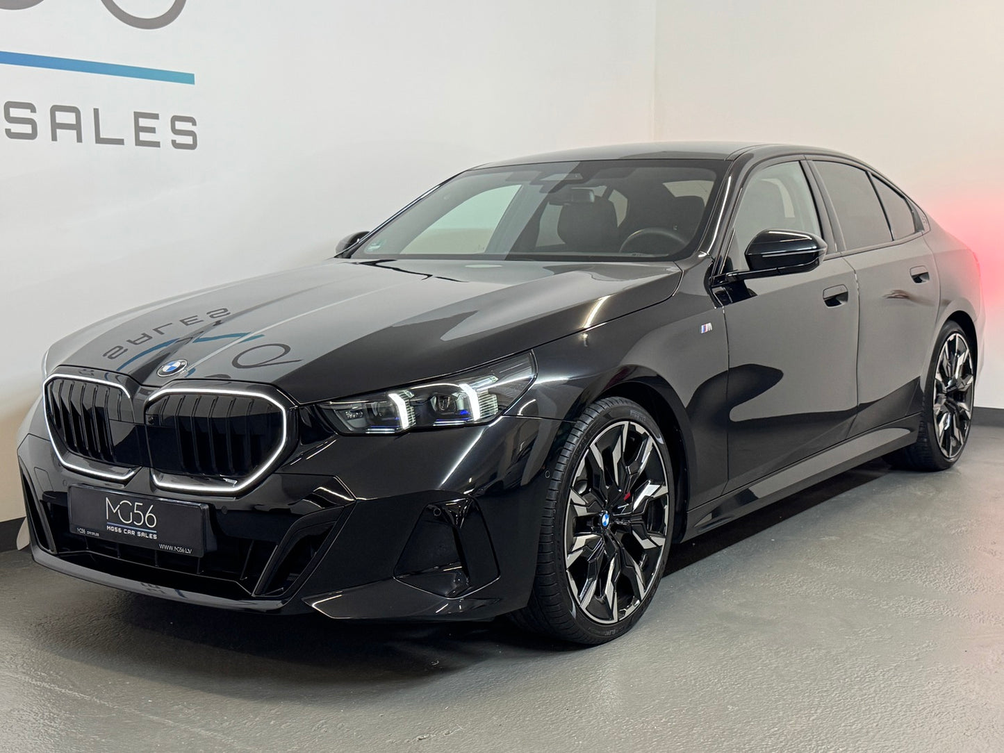BMW 520i MHEV M-Sport Package Pro