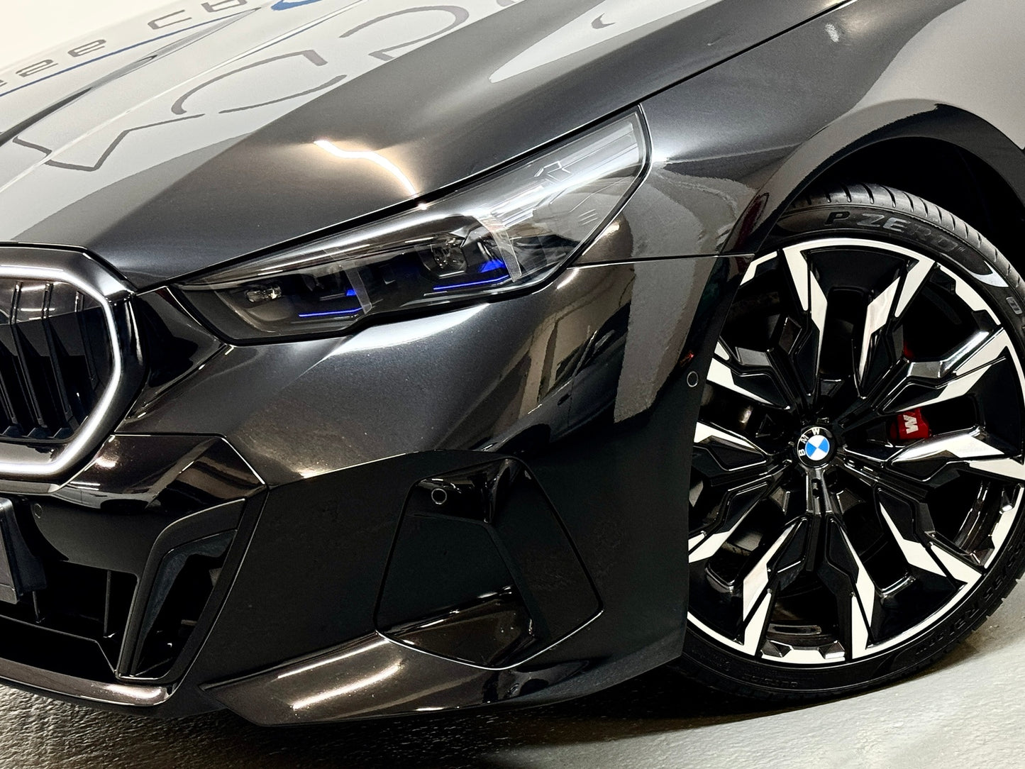 BMW 520i MHEV M-Sport Package Pro