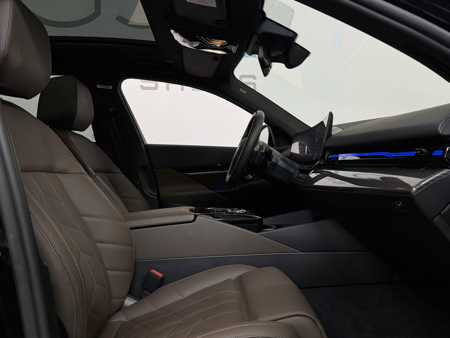 BMW 520i MHEV M-Sport Package Pro