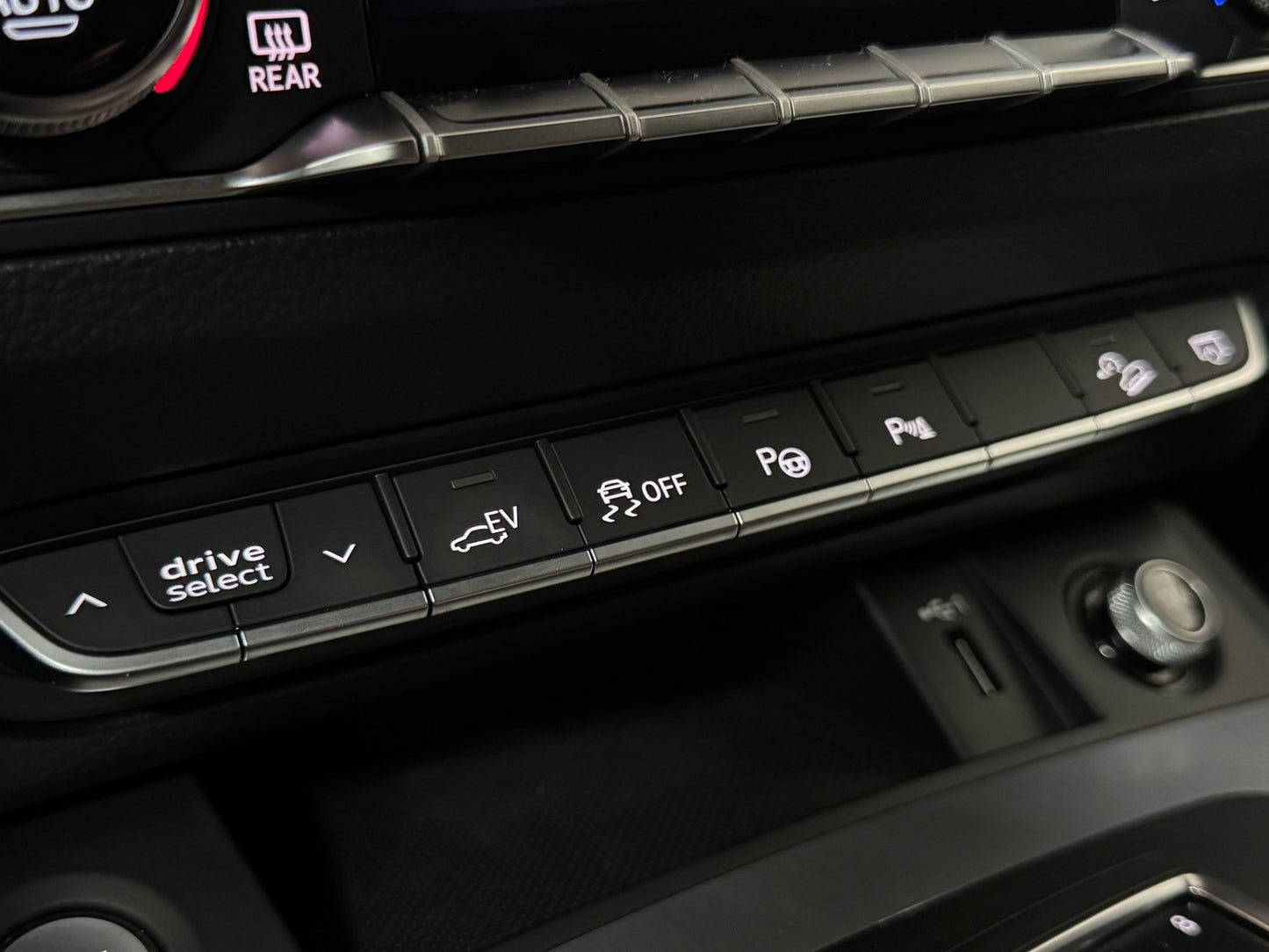 Audi Q5 50 TFSI E-Tron S-Line Awd Plug-in Hybrid