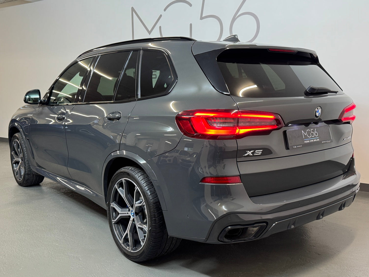 BMW X5 45e M-Sport Package Plug-in Hybrid
