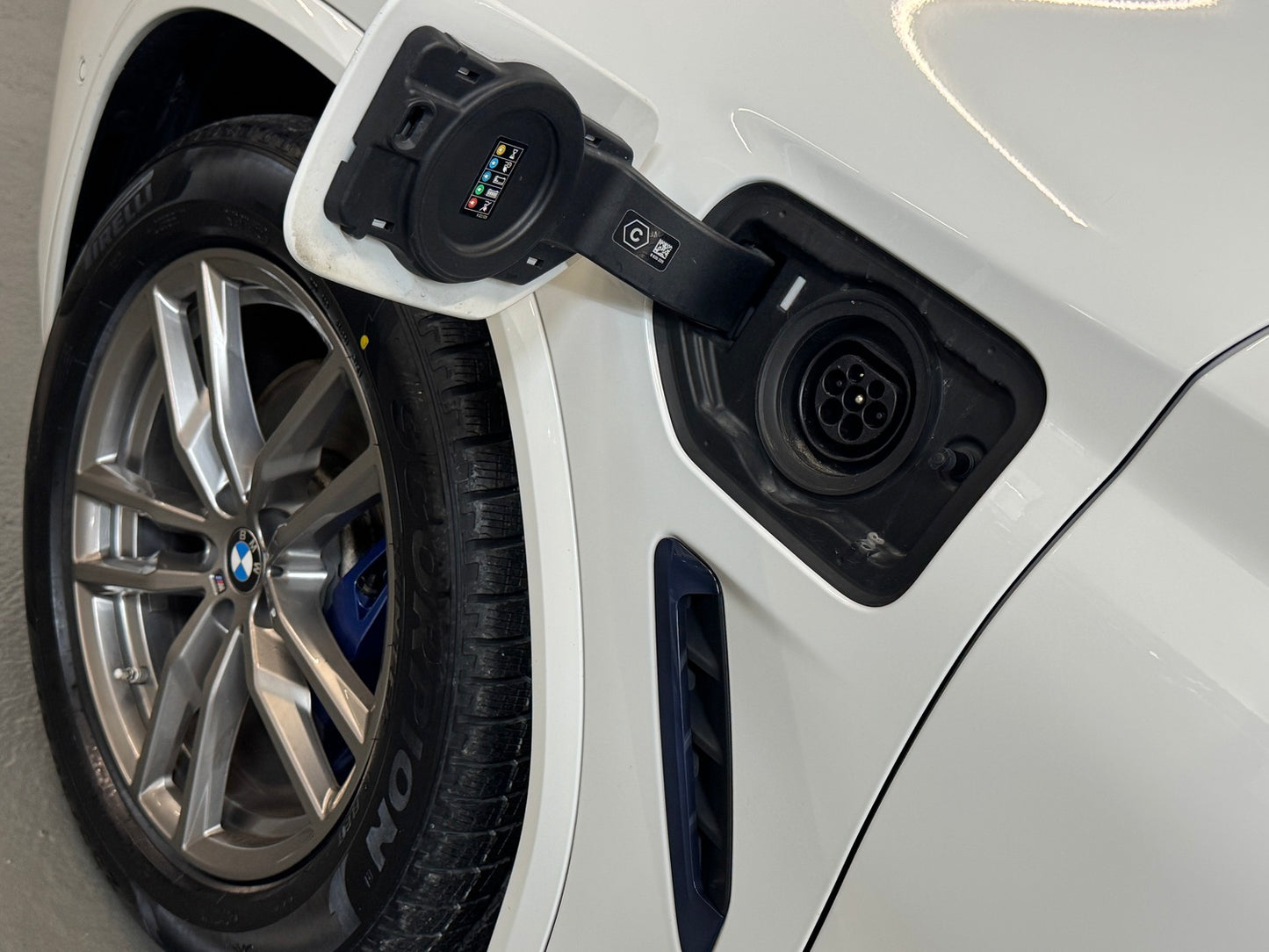 BMW X3 x-Drive30e M-Sport Package Plug-in Hybrid M-Sport Seats