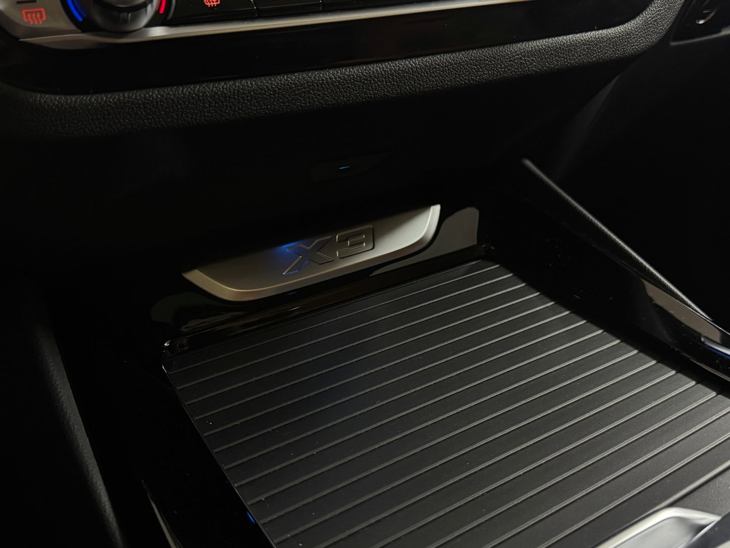 BMW X3 x-Drive30e M-Sport Package Plug-in Hybrid M-Sport Seats