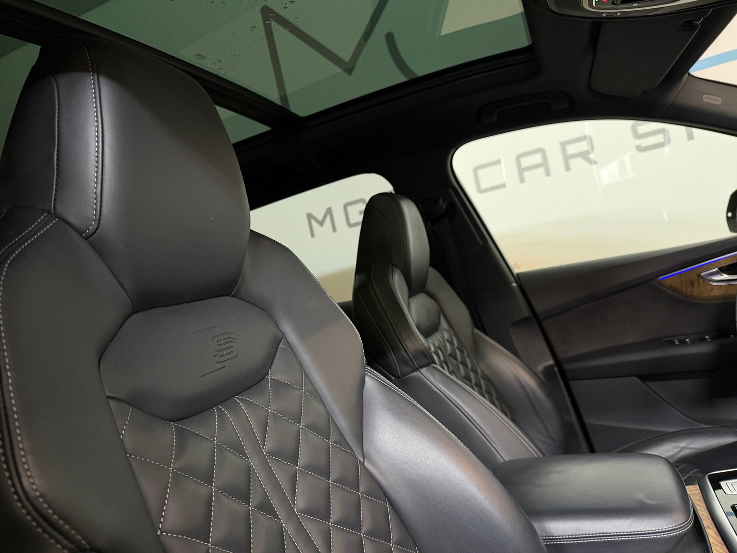 Audi Q7 S-Line 55 TFSI Quattro Plug in Hybrid