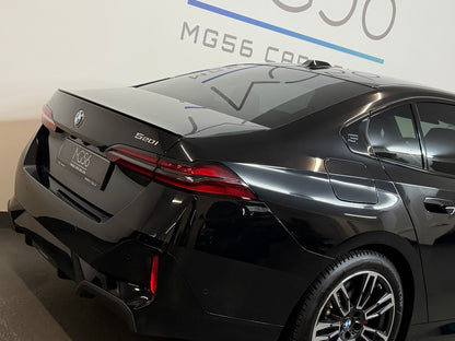 BMW G60 520i MHEV 218hp M-Sport Package Pro Black