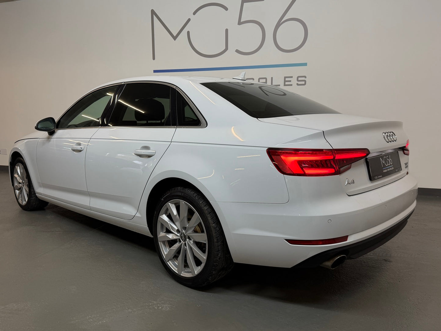 Audi A4 Limousine Quattro 2.0 TFSI 252hp