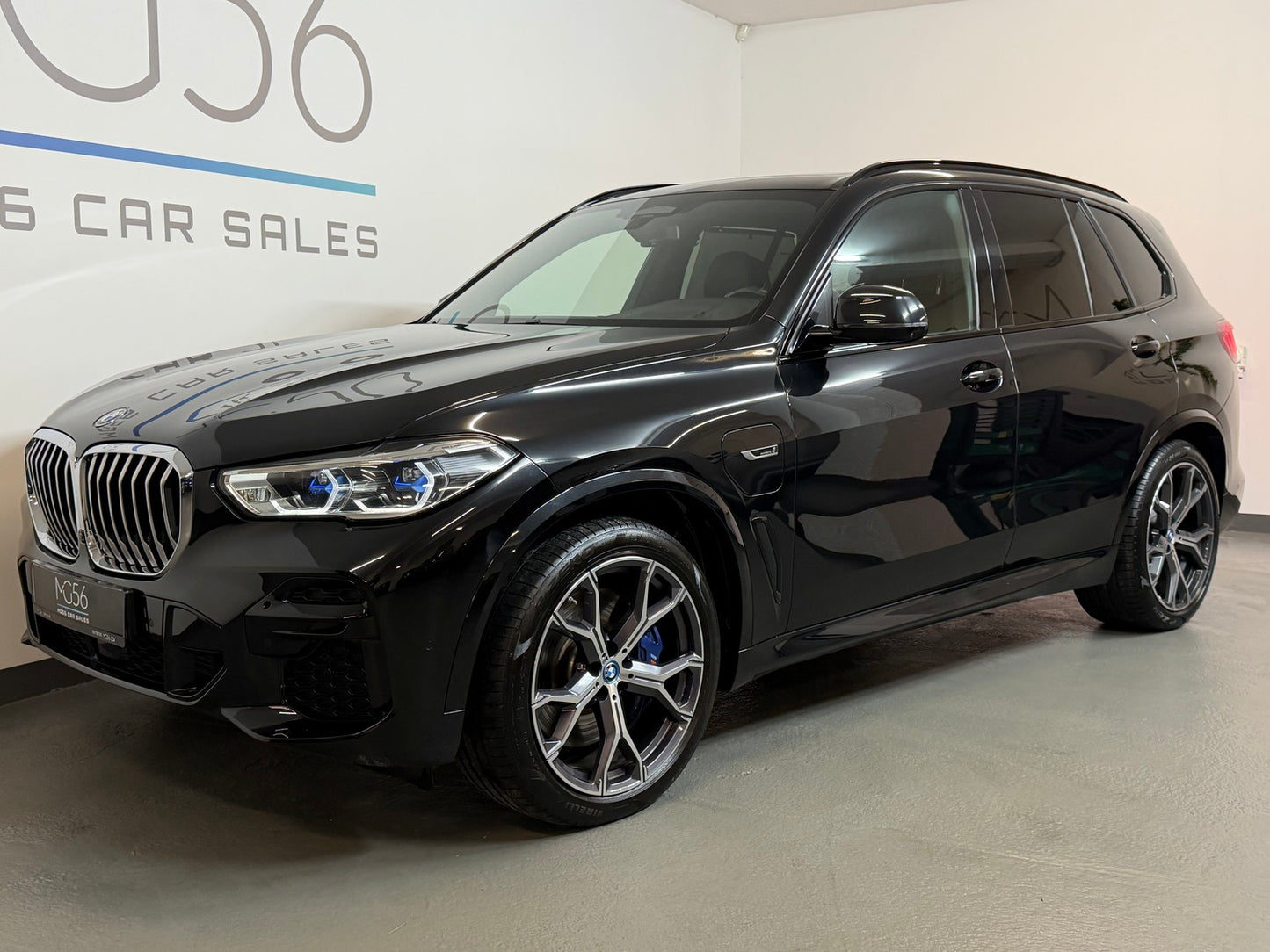 BMW X5 45e M-Sport Package Plug-in Hybrid Sky Lounge