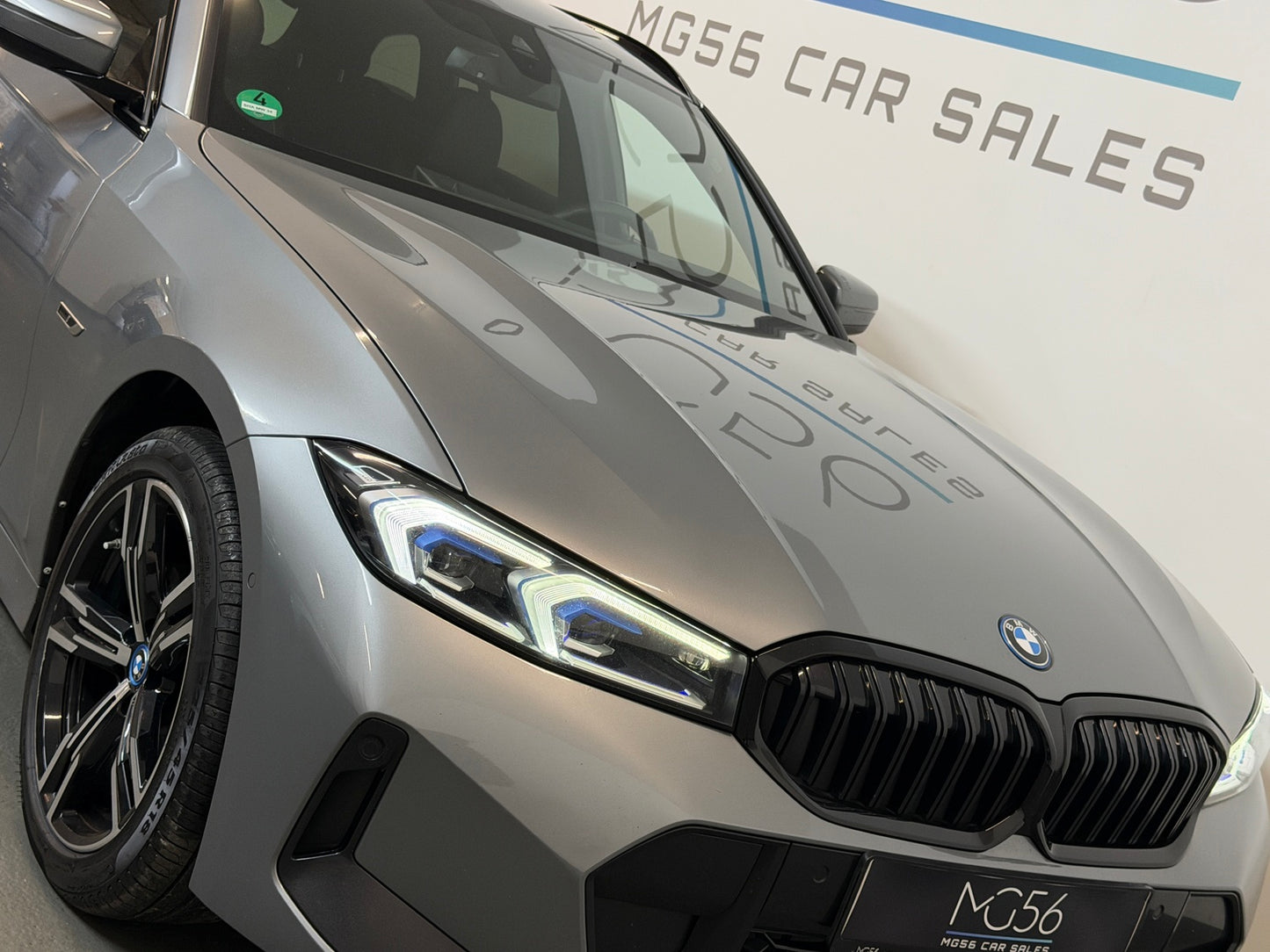 BMW 330E Touring x-Drive M-Sport Package Facelift