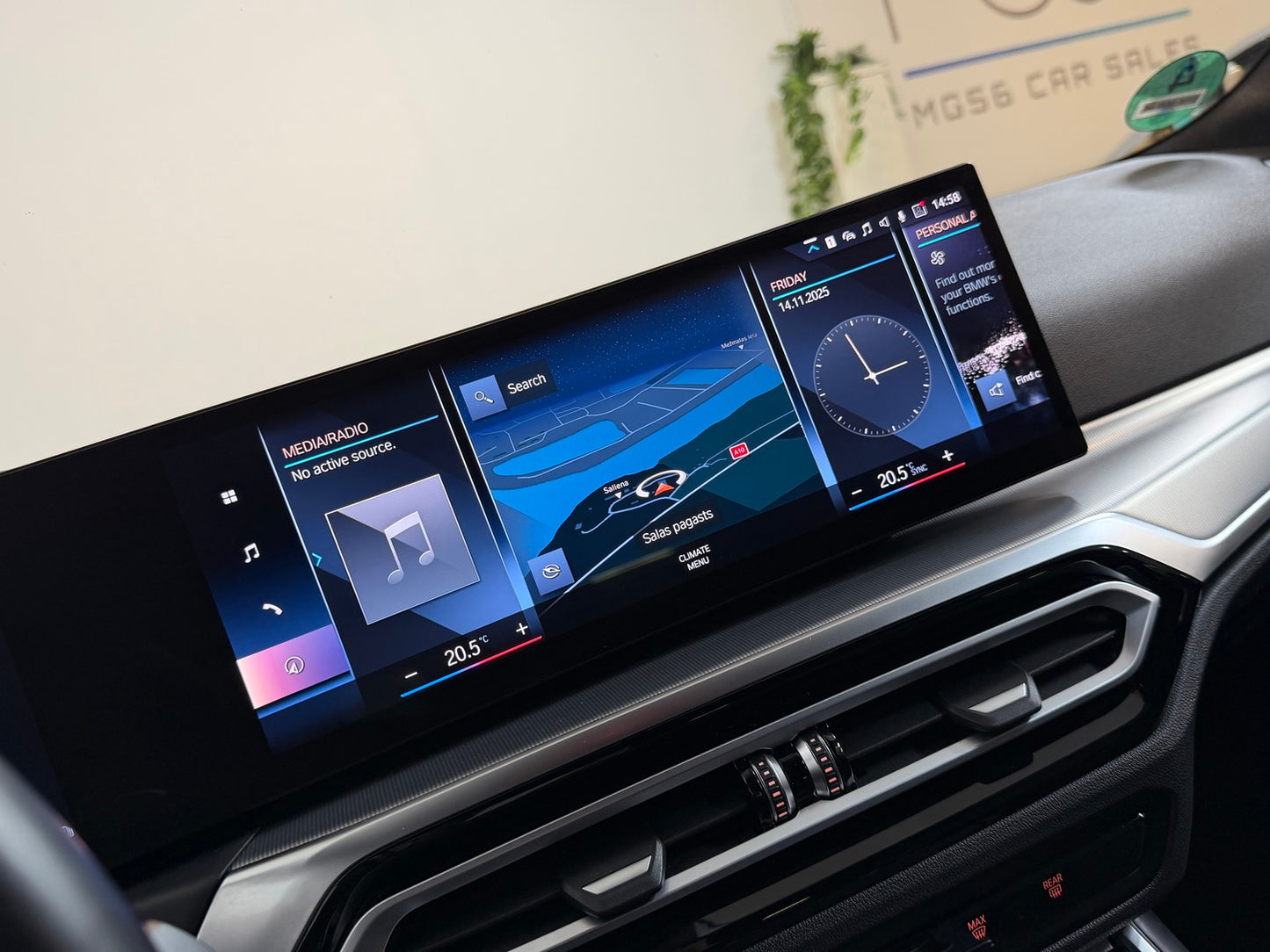 BMW 330E Touring x-Drive M-Sport Package Facelift