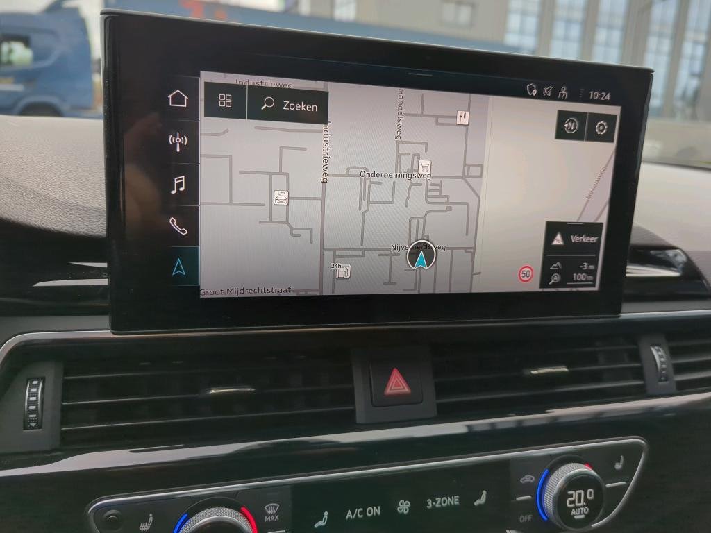 Audi A4 Avant 35 TFSI S Edition Competition