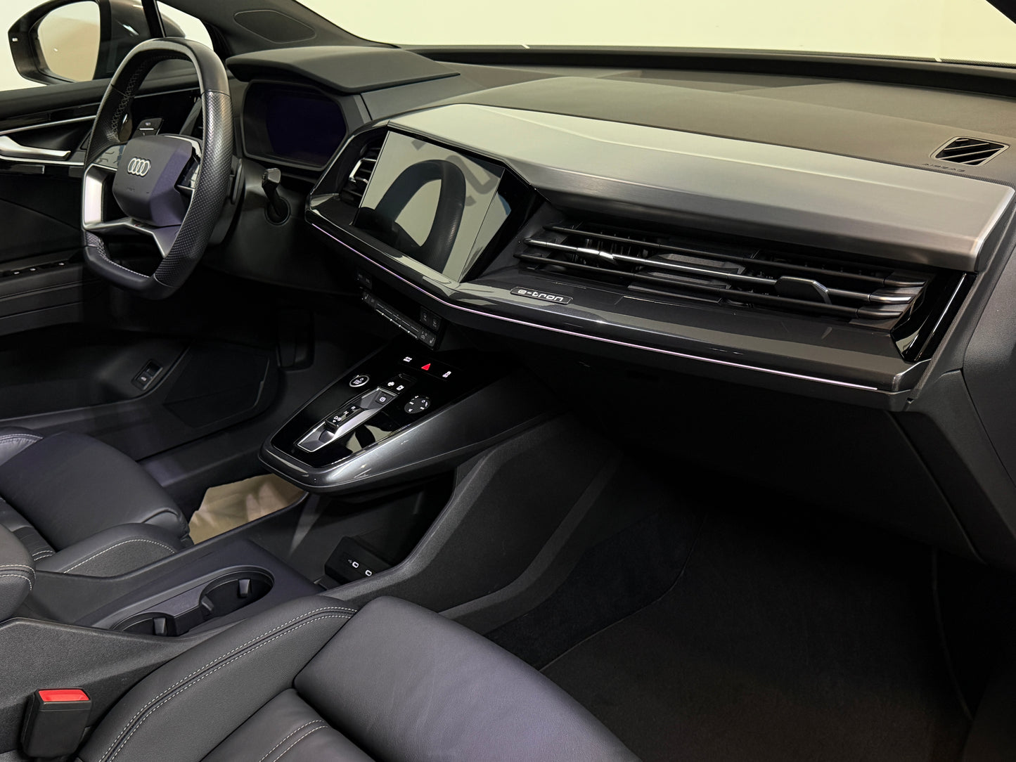 Audi Q4 Sportback 50 E-tron Quattro S line Heat pump