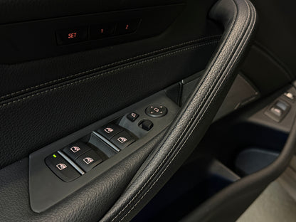 BMW 530E Touring M-Sport Package x-Drive Berninagrau Bernsteineffekt Metallic