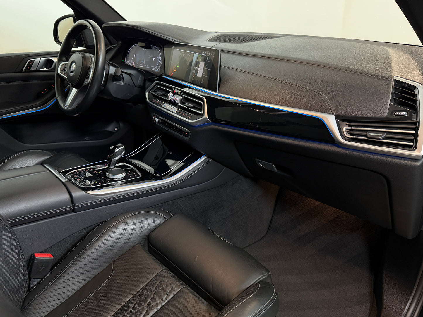 BMW X5 45e M-Sport Package Plug-in Hybrid Black Edition M Seats