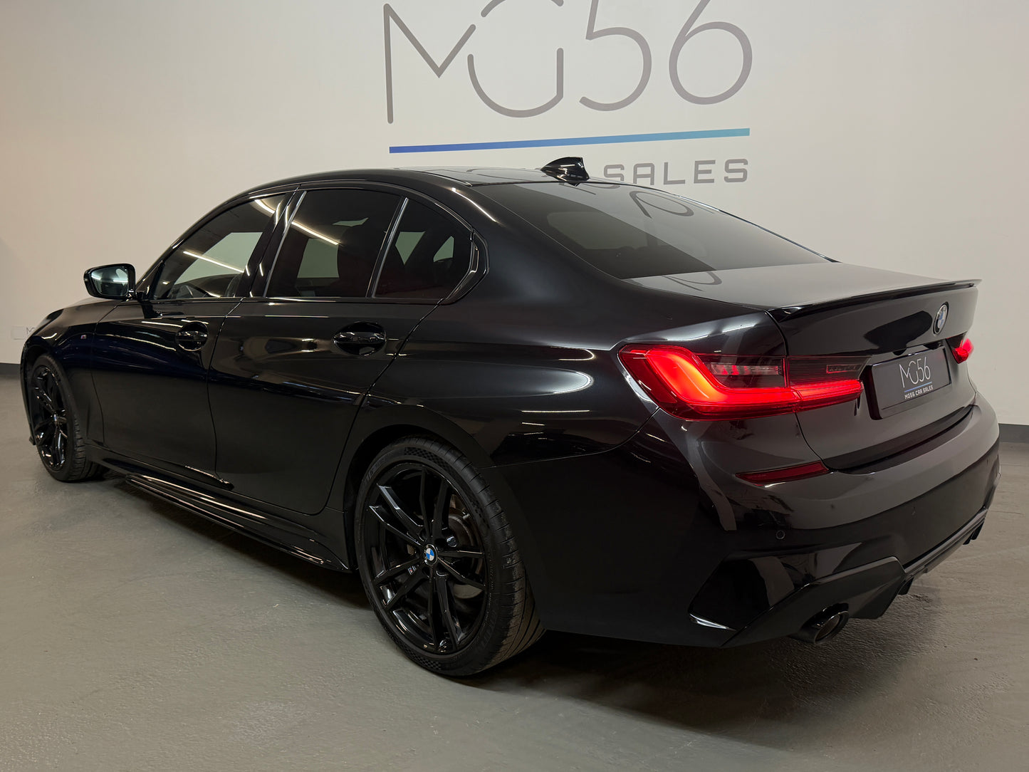 BMW 318D G20 M-Sport Package + Performance 2.0D 140kw