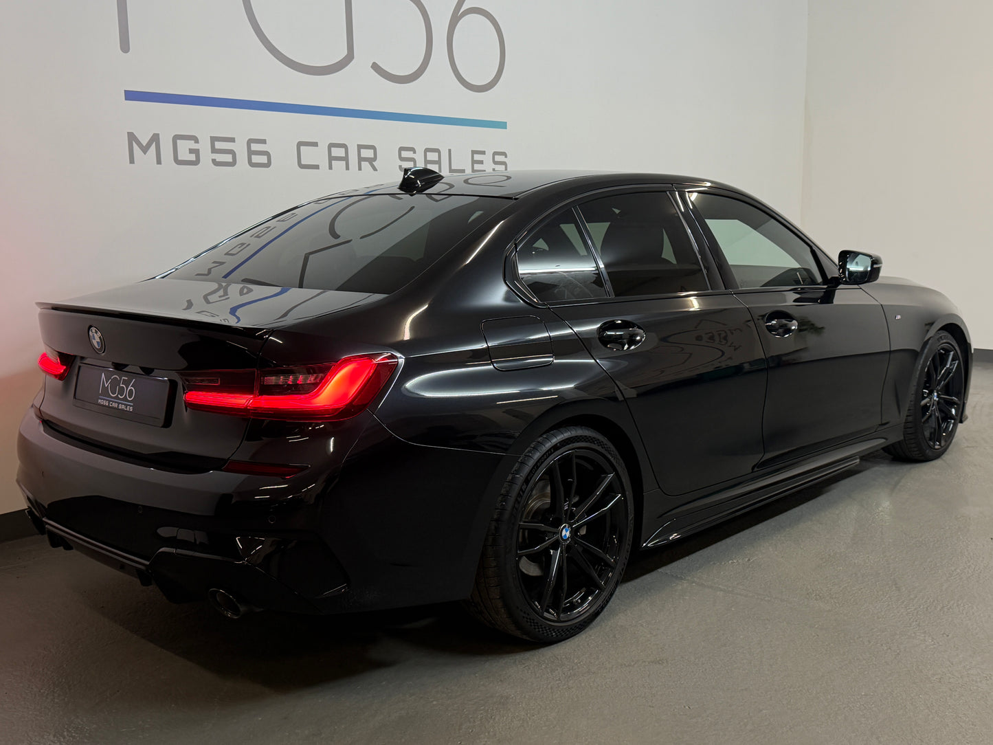 BMW 318D G20 M-Sport Package + Performance 2.0D 140kw