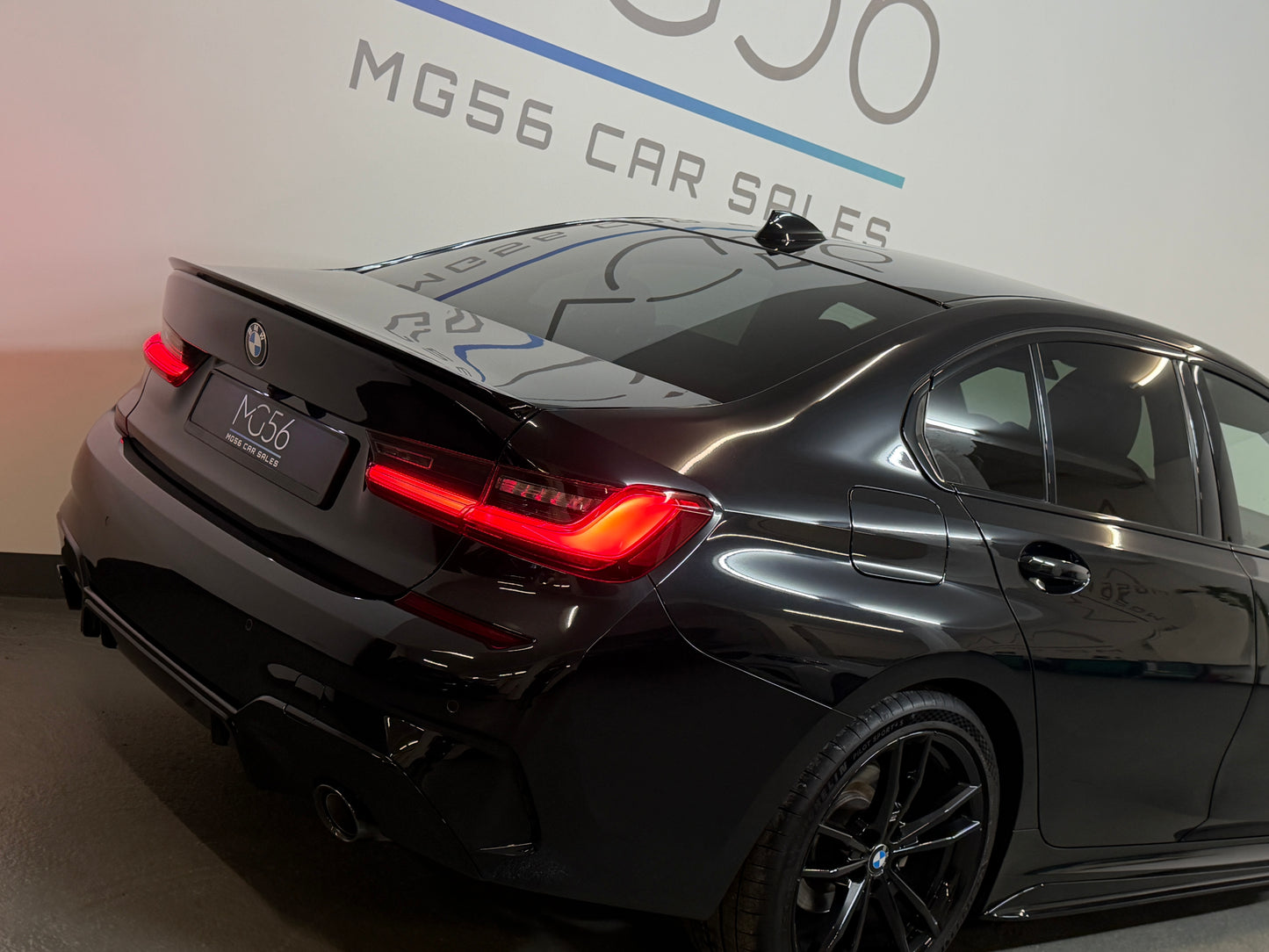 BMW 318D G20 M-Sport Package + Performance 2.0D 140kw