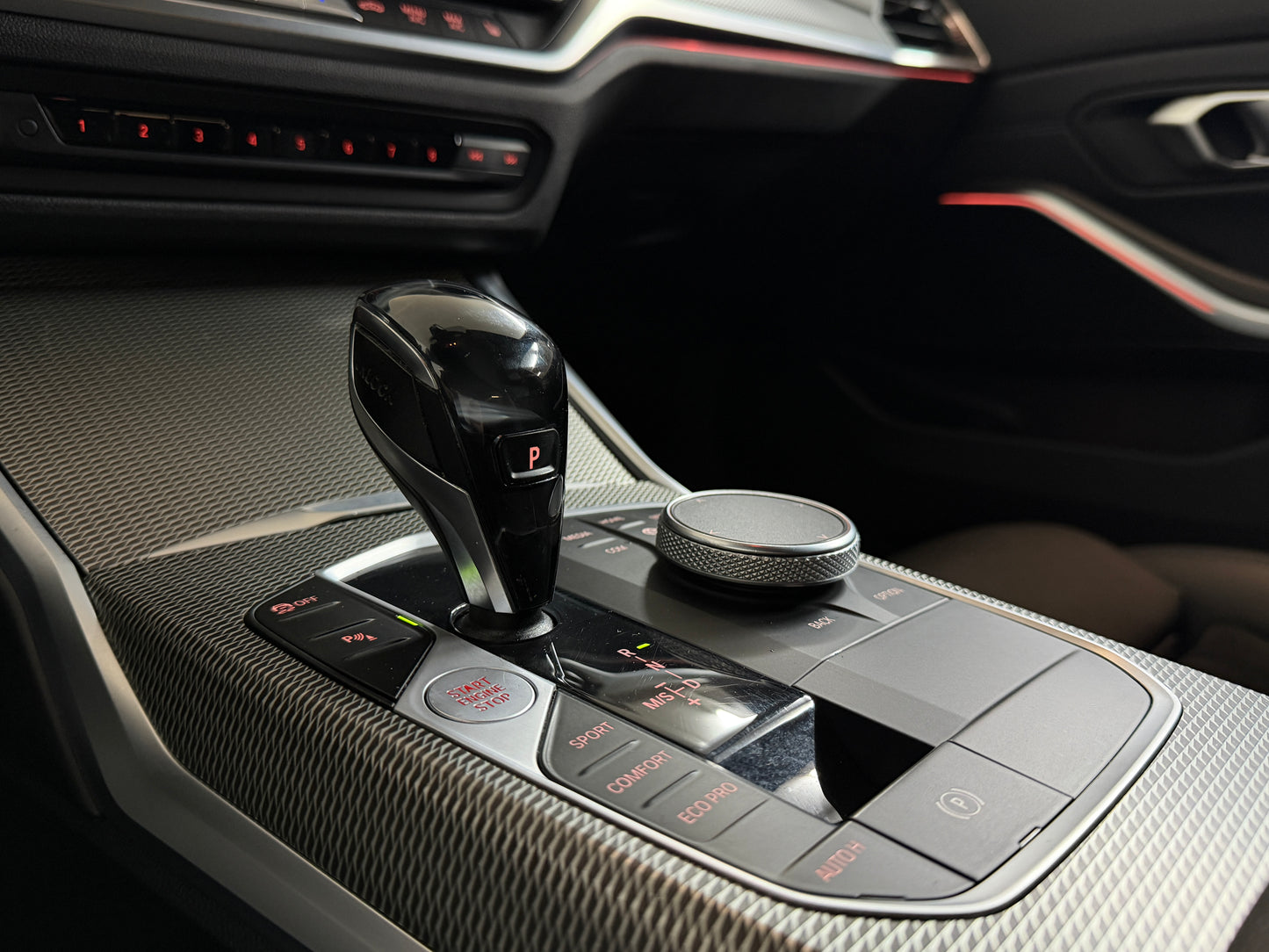 BMW 318D G20 M-Sport Package + Performance 2.0D 140kw