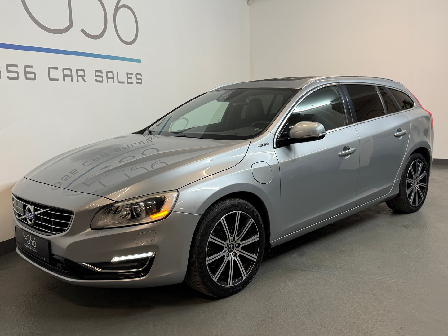 Volvo V60 2.4 D6 Plug-in Hybrid Summum