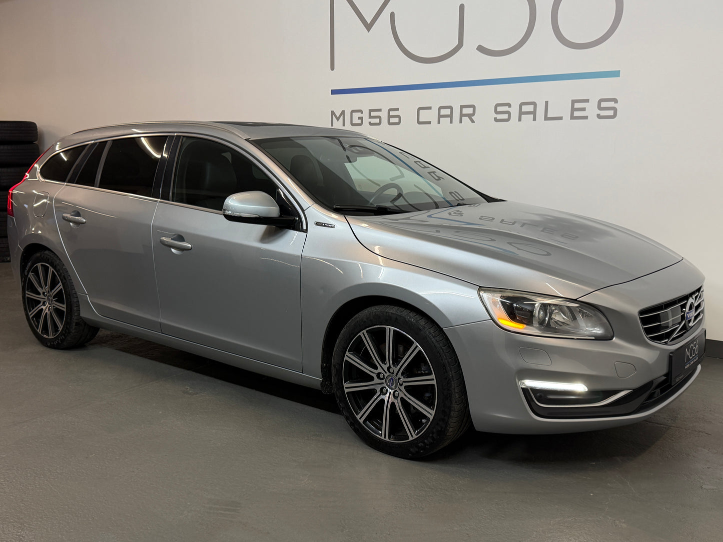 Volvo V60 2.4 D6 Plug-in Hybrid Summum