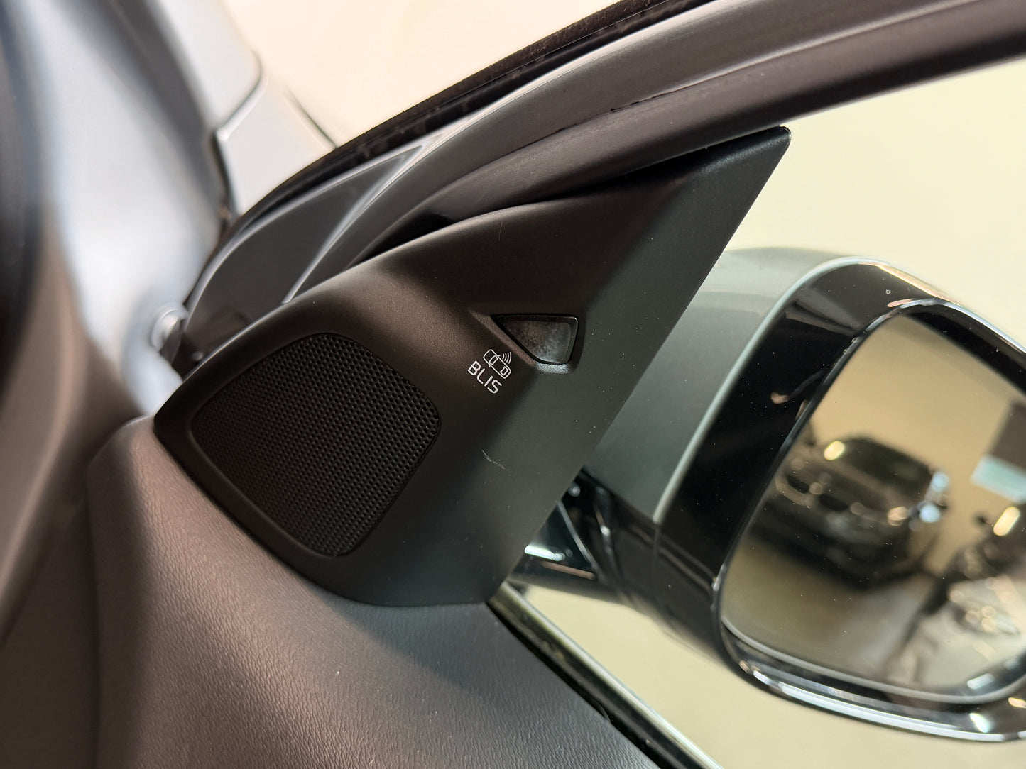 Volvo V60 2.4 D6 Plug-in Hybrid Summum