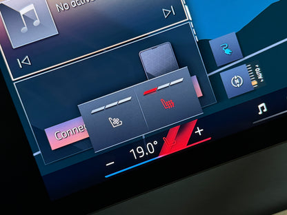 BMW iX 40 x-Drive M-Sport Package Black Soft Close