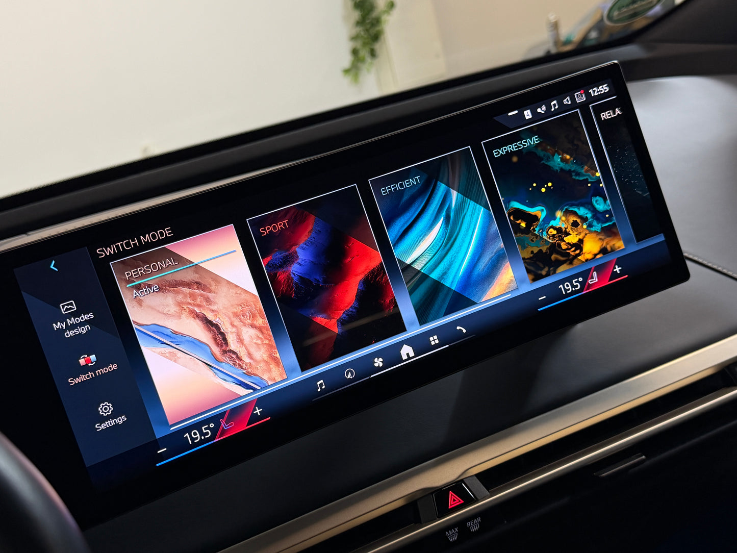 BMW iX 40 x-Drive M-Sport Package Black Soft Close