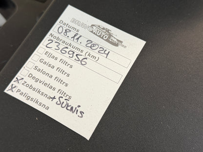 Volvo XC60 2.4 D5 R-Design AWD