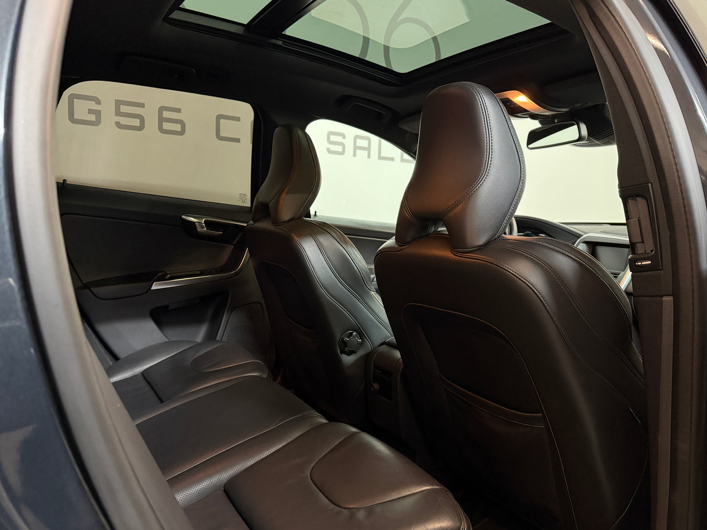 Volvo XC60 2.4 D5 R-Design AWD