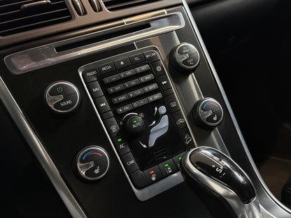 Volvo XC60 2.4 D5 R-Design AWD