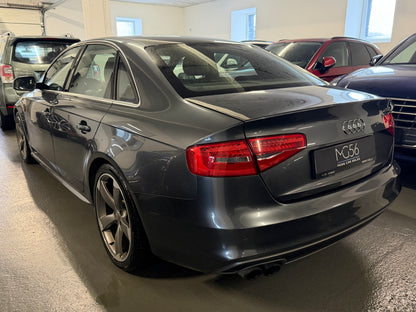 Audi A4 Quattro S-Line 1.8 TFSI