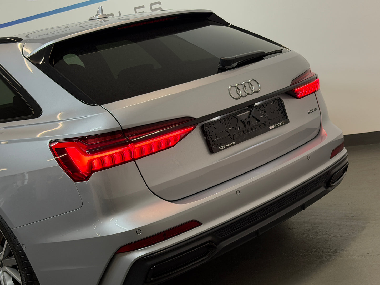 Audi A6 55 TFSI Avant S-Line Sport E-Quattro S-tronic