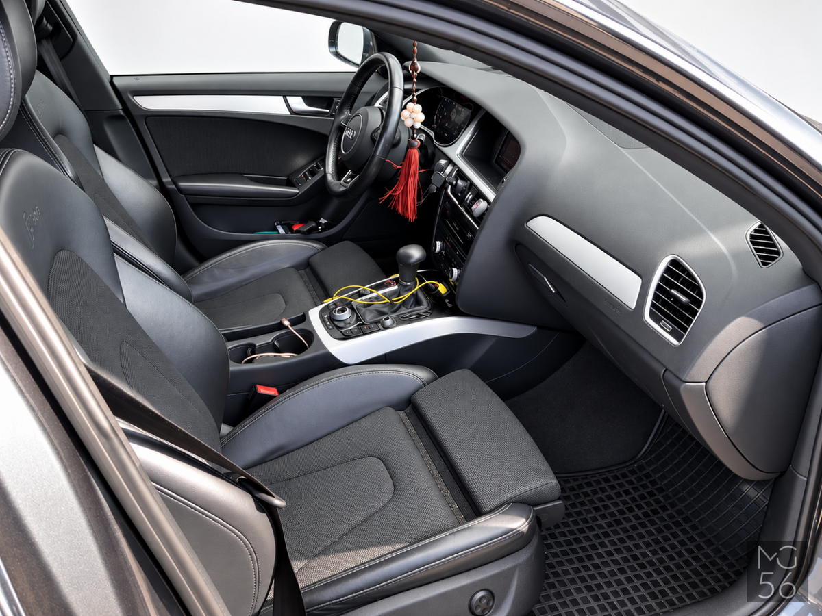 Audi A4 1.8 TFSI S line plus Daytona Grey Pearlescent - Audi