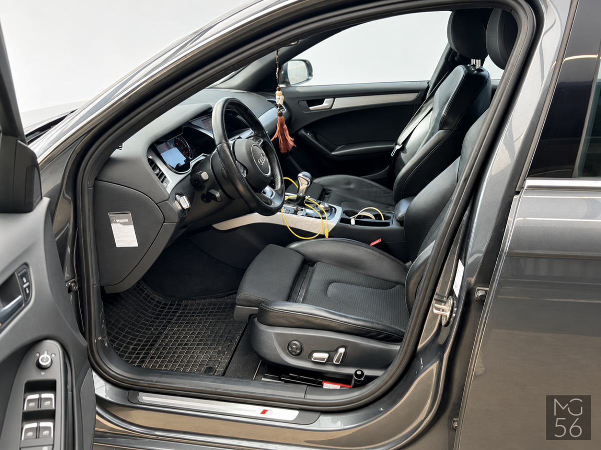 Audi A4 1.8 TFSI S line plus Daytona Grey Pearlescent - Audi